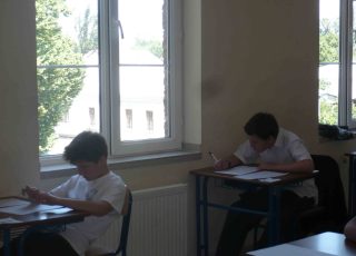7